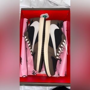 Nike Jordan 1 Retro Lows OG SP Travis Scott Mochas size 10.5